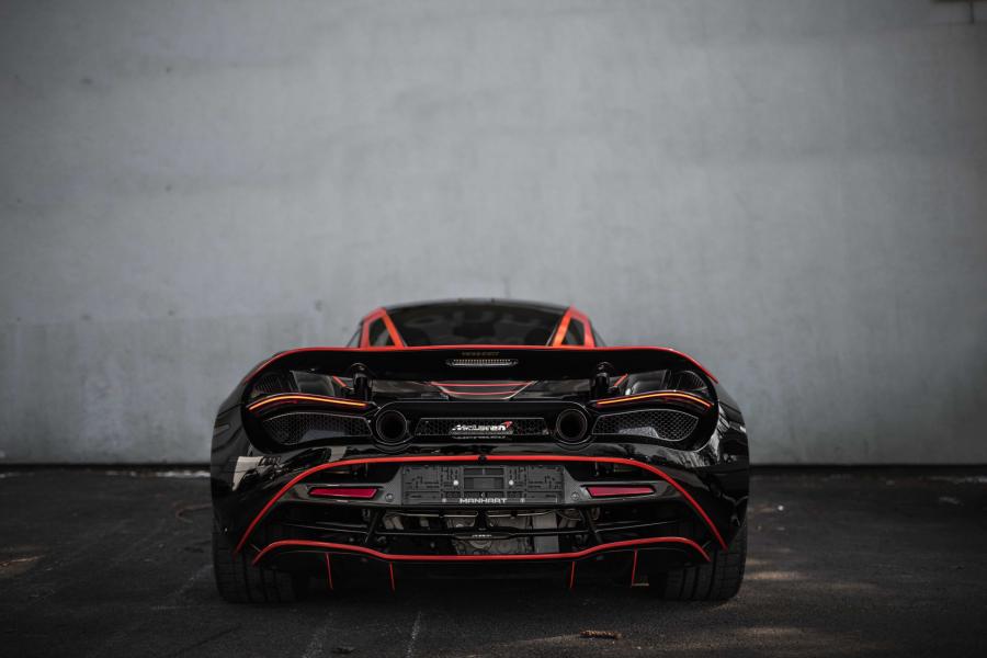  McLaren 720S by Manhart Racing 2018 года  (фото 5 из 8)